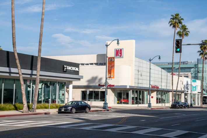 The site of Lopez Motors. Photo by Jared Cowan for L.A. TACO.